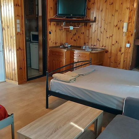 Cozy airport studio Artemida  Zewnętrze zdjęcie